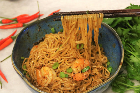 Easy Shrimp and Noodles Recipe (快手虾仁拌面)