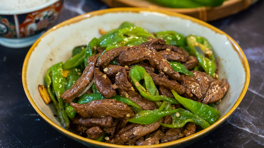 BETTER THAN TAKEOUT – Authentic Pepper Steak (杭椒牛柳)