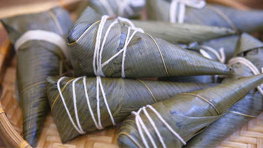 Easy Zongzi Recipe with Red Bean Paste Filling (红豆沙粽子)