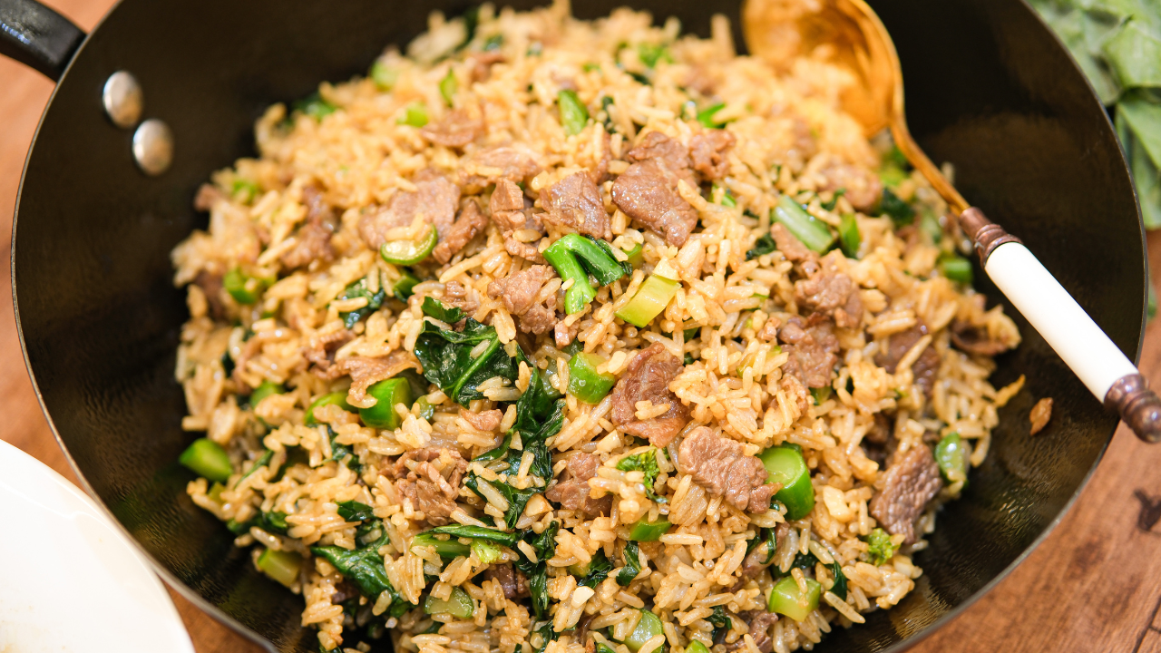 Chinese Beef and Broccoli Rice (芥蓝牛肉盖饭)