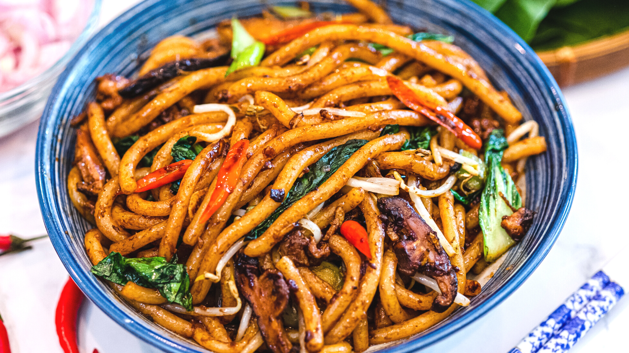 Taiwanese Stir Fry Rice Noodles